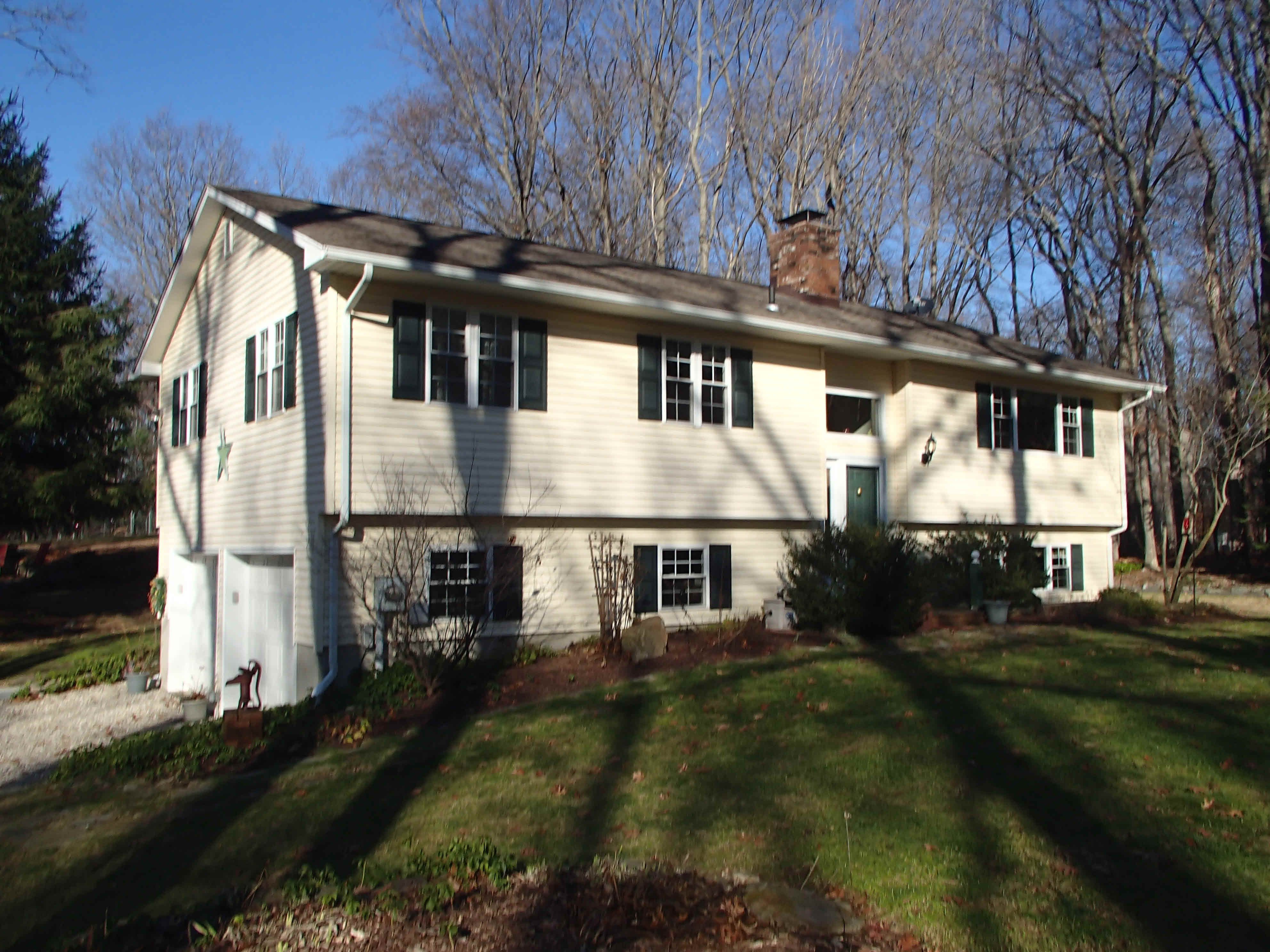 Building photograph for 20 BILBERRY RD